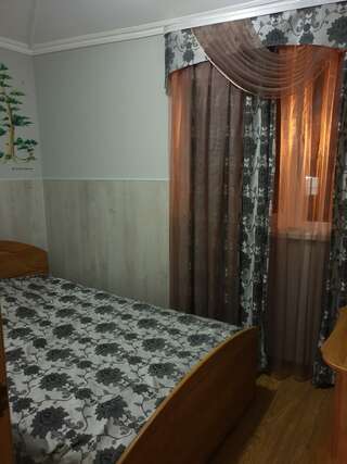 Гостевой дом OnTheSea Туапсе Бюджетный двухместный номер с 2 отдельными кроватями-3