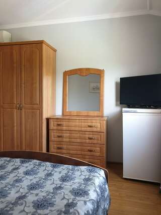 Гостевой дом OnTheSea Туапсе Бюджетный двухместный номер с 2 отдельными кроватями-2