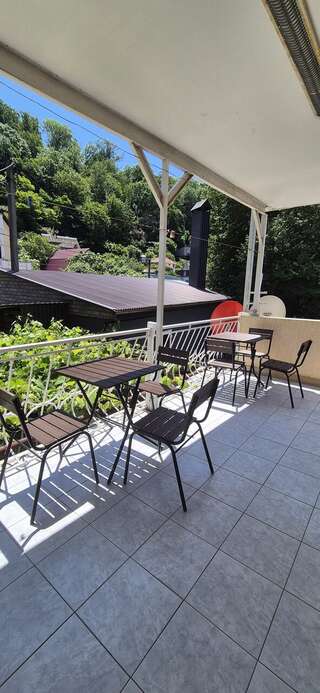 Гостевой дом OnTheSea Туапсе Бюджетный двухместный номер с 2 отдельными кроватями-4