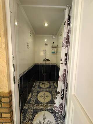 Гостевой дом OnTheSea Туапсе Бюджетный двухместный номер с 2 отдельными кроватями-6