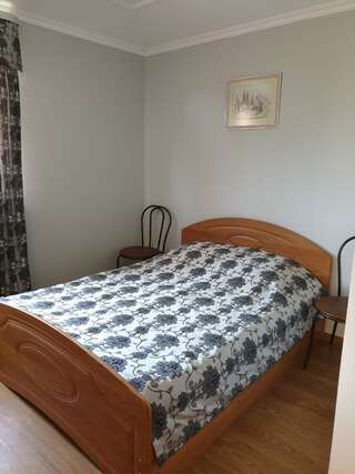 Гостевой дом OnTheSea Туапсе Бюджетный двухместный номер с 2 отдельными кроватями-1